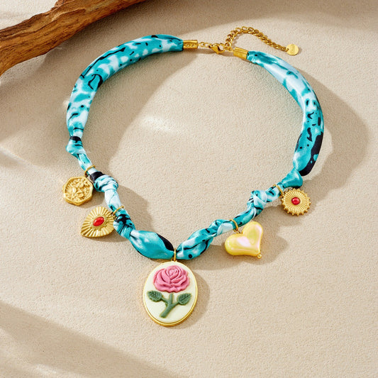 Oval Geometrical Flower Heart Pattern Necklace